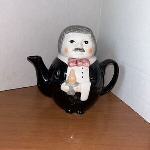 OCI Omnibus ~ Man Butler Ceramic Tea Pot